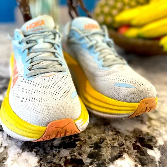 Hoka Bondi 8 Shoes woman’s size 10.5 - Picture 3 of 15